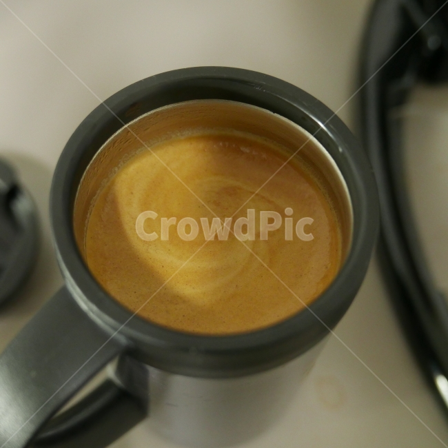 아메이카노,따뜻한커피,커피,크레마,수동에스프레소,커피,카페,coffee,cafe