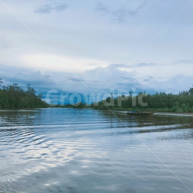 강,해외,자연,물결,하늘,풍경,비침,날씨,산,자연,풍경,nature,landscape,교통,교통수단,traffic,transportation,해외,외국,세계,foreign,oversea,world,감성,sensible,feeling,water,물,land,땅,outdoors,옥외,shoreline,해안선,lake,호수,sea,바다,ocean,대양