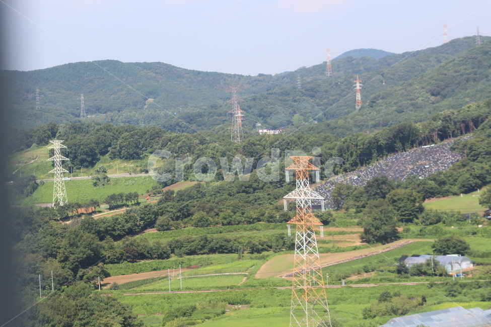 철탑,산,하늘,고압선,고압탑,시골,마을,풍경,landscape,country,rural,town