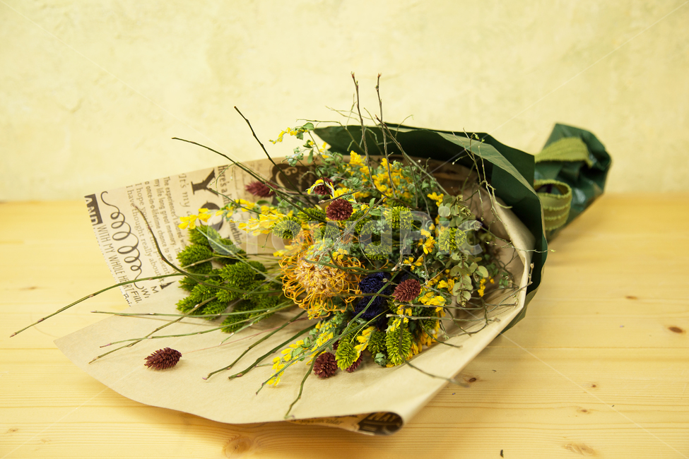 꽃다발,드라이플라워,꽃꽂이,녹색,그린인테리어,소품,꽃,flower,기념일,축하,anniversary,congratulation,celebrate,celebration