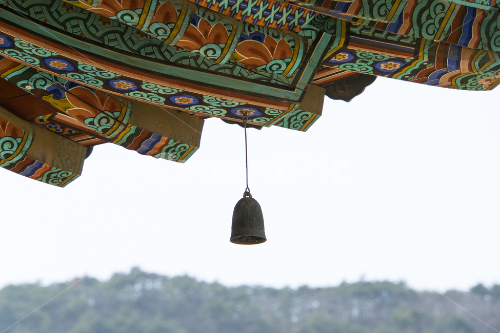 종,처마,전통,한국,풍경,청도,운문사,한국전통,한국문화,korean traditional,korean culture,건축물,건물외관,exterior,building,structure,architecture,construction