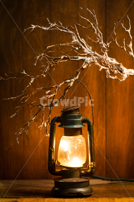 lamp,램프,lantern,가을,인테리어,빈티지,전등,랜턴,오래된,사물,오브젝트,유니크,사물,물건,오브젝트,thing,object,matter