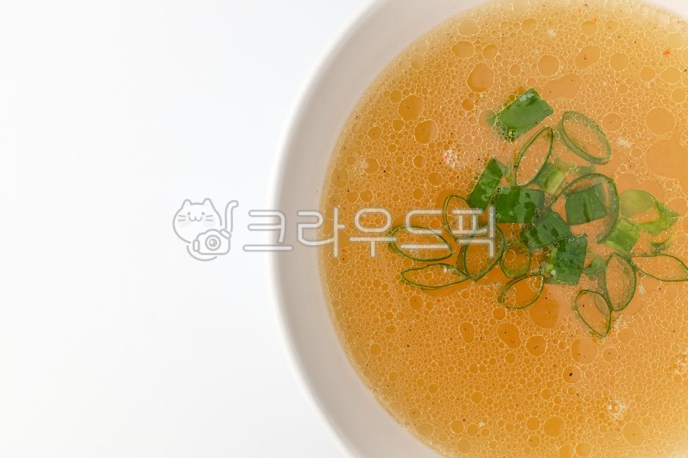close up,chicken,soup,ingredient,savory,hot,bowl,food,meal,Soup,Oil,meat,grocery,Food Ingredients,fat,ingredients,cooking