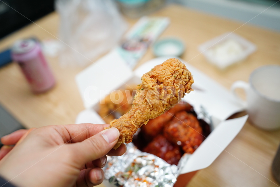 치킨,닭고기,요리,음식,먹방,안주,육류,육식,간식,식사,먹거리,안주거리,음식,식재료,요리,food,cook,meal,dishes,food reserves,육류,고기,meat