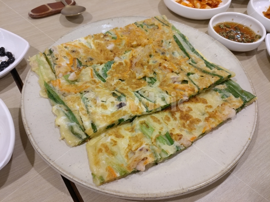 음식,한식,부침개,한국음식,식사,음식,식재료,요리,food,cook,meal,dishes,food reserves,한식,한국음식,한국요리,korean food,korean dishes,korean meal,korean cook,디저트,간식,후식,dessert,snack