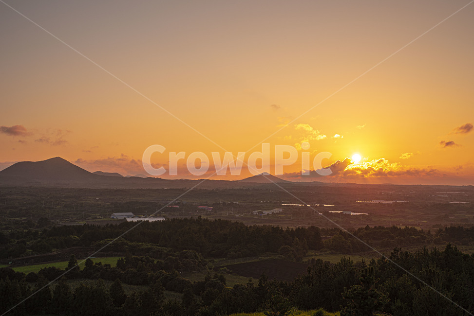 nature,자연,outdoors,sunset,일몰,redsky,붉은하늘,sky,하늘,dusk,황혼,오름,제주도,제주,jeju,두산봉,자연,풍경,nature,landscape