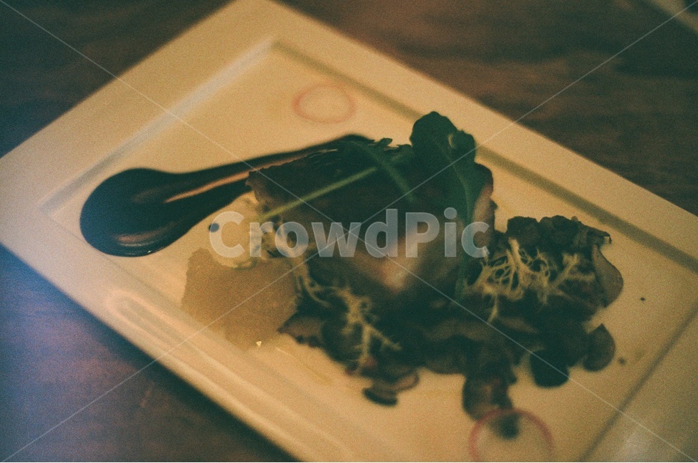 스테이크,음식,맛있는,고기,즐거운,필름사진,감성사진,모임,식사,food,enjoy,film,sensitive,음식,식재료,요리,food,cook,meal,dishes,food reserves,육류,고기,meat,양식,서양음식,서양요리,western food,western dishes,western meal,western cook,감성,sensible,feeling