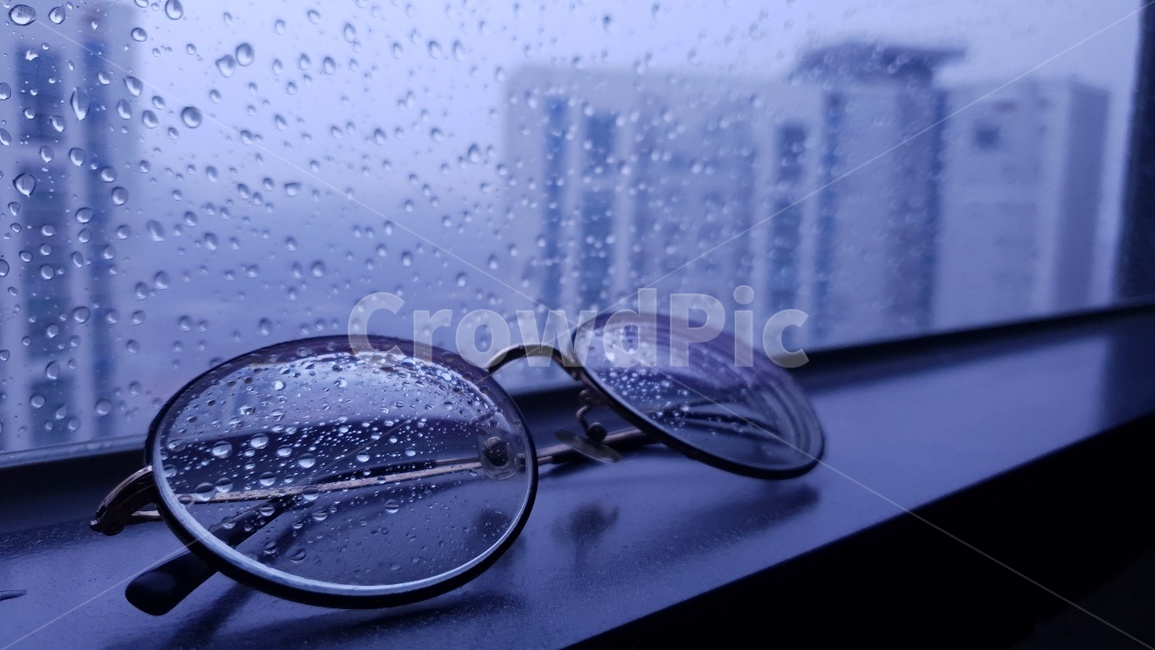 accessory,부속물,accessories,부속품,안경,glasses,비,빗방울,작은물방울