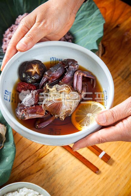 Yeosu Stone Crab Jang,Soy Crab,crab sauce,Yeosu soy sauce crab sauce,crab dish,meal,rice thief,Yeosu crab sauce,Yeosu Dolge Crab,Stone crab sauce,Soy sauce stone crab paste,Yeo su