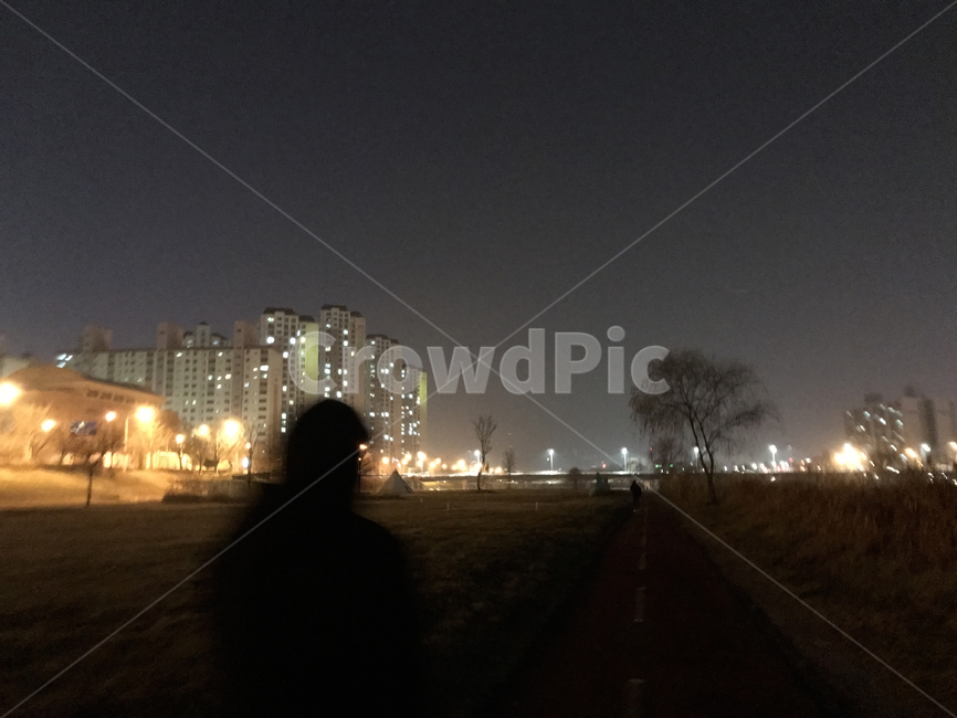 야경,아파트,밤,풍경,한적한공원,어둠,야경,밤,풍경,nightscape,night,landscape
