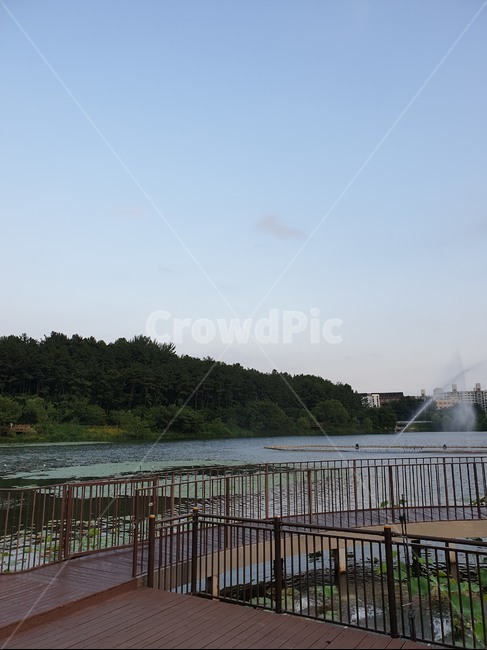 물,공원,호수,자연,하늘,자연,풍경,nature,landscape,railing,난간,handrail,banister,water