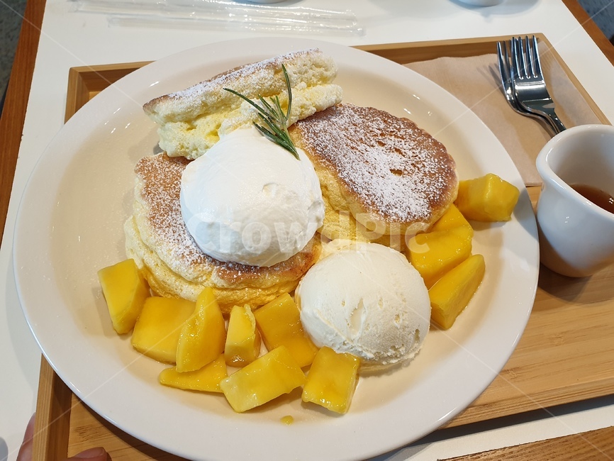 카페,카스테라,빵,망고,커피,디저트,간식,후식,dessert,snack