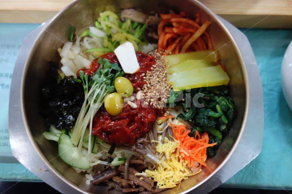 푸드,음식,한식,비빔밥,육회비빔밥