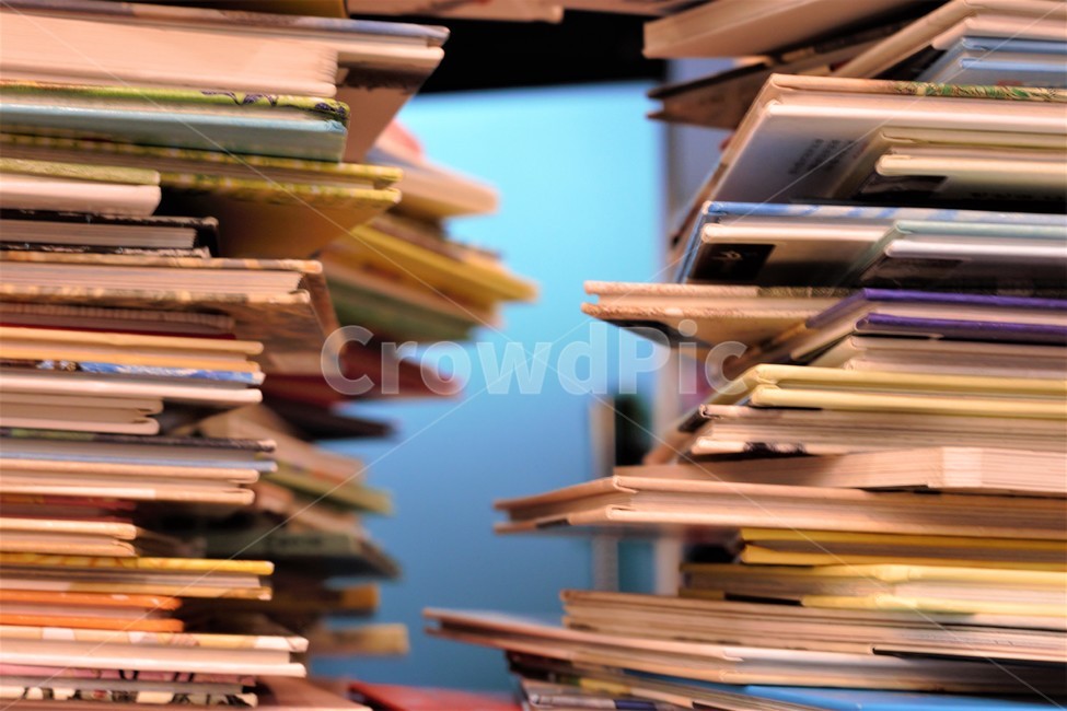 책,books,책들,book,책정리,정리,arrange,정리하다,쌓다,그림책,동화책,많은,many,object,사물,물건,교육,학교,공부,education,learning,study,school