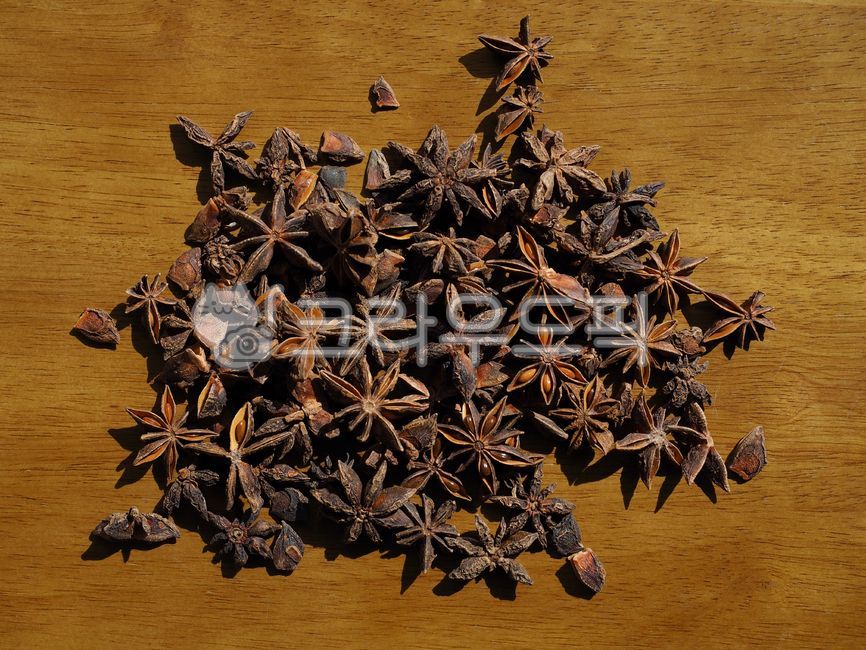staranisehall,asianfood,spice,cookingingredients,Star Anise Hall,scent,Asian food,dryfood,dry food,indianfood,cooking,organic,starshape,chinesefood,anise,Indian food,Spice,octagonal,star shape,cooking ingredients,brown,Chinese food,octagonal incense,food,
