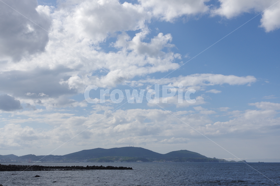 하늘,바다,하늘과바다,자연풍경,뭉게구름,자연,풍경,nature,landscape,land,땅,outdoors,옥외,ocean,대양,sea,water,물,shoreline,해안선,coast,연안,island,섬