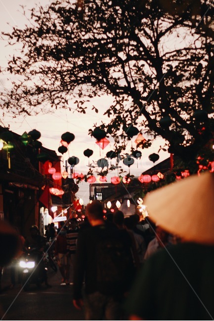야경,풍등,베트남,노을,해질녘,야경,밤,풍경,nightscape,night,landscape,골목길,alley,해외,외국,세계,foreign,oversea,world,사람들,대중,군중,other people,crowd,감성,sensible,feeling,night life,나이트 라이프