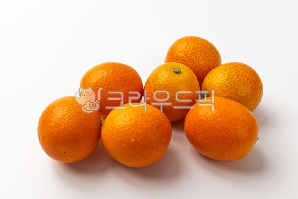 mandarin,small,close up,acidulous,ingredient,Fruit,gold prison,fruit,vegetarian diet,kumquat,food,tangerines,meal,grocery,Food Ingredients,ingredients,Singkkang,sweet