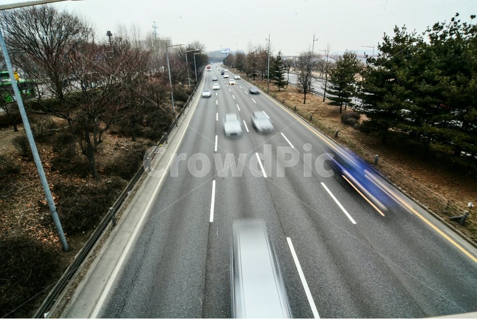 선유도,차,차량,자동차,car,도로,차도로,패닝샷,빠름,풍경,풍경사진,생동감,감정,감성,감성사진,느낌,feel,포토,photo,photograph,korea,한국,한국풍경,도시,도시풍경,비즈니스,교통,교통수단,traffic,transportation,road,freeway,고속 도로,highway,고속도로,vehicle,automobile