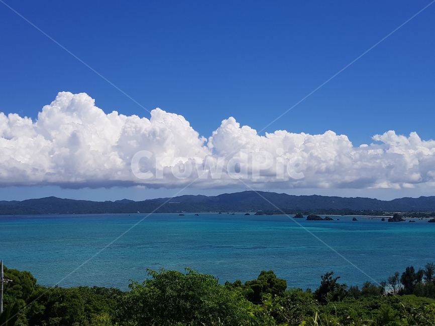 오키나와,일본,구름,자연,코우리섬,자연,풍경,nature,landscape,land,땅,outdoors,옥외,weather,날씨,cloud,sky,하늘,cumulus,적운,water,물,ocean,대양,sea,바다,shoreline,해안선