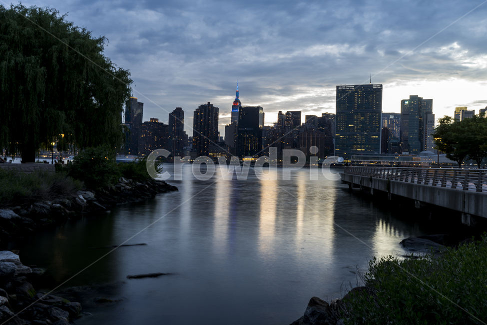 water,물,풍경,뉴욕,빌딩,야경,조명,지평선,강,도심,중심지,landscape,newyork,skyline,reflection,usa,night,metropolis,downtown