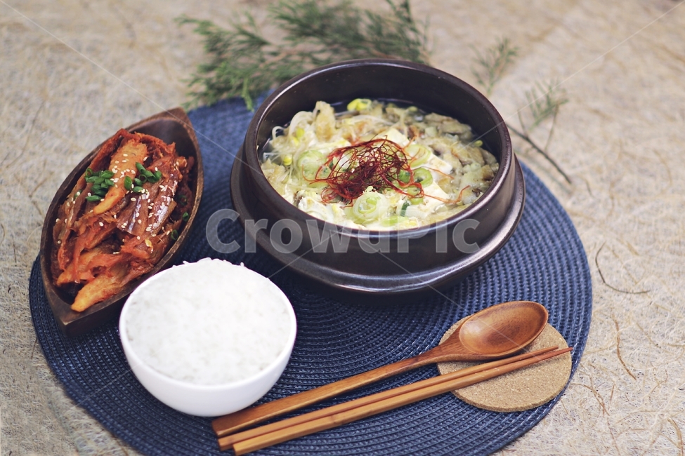 황태,해장국,음식사진,황태해장국,더덕,음식,식재료,요리,food,cook,meal,dishes,food reserves,한식,한국음식,한국요리,korean food,korean dishes,korean meal,korean cook