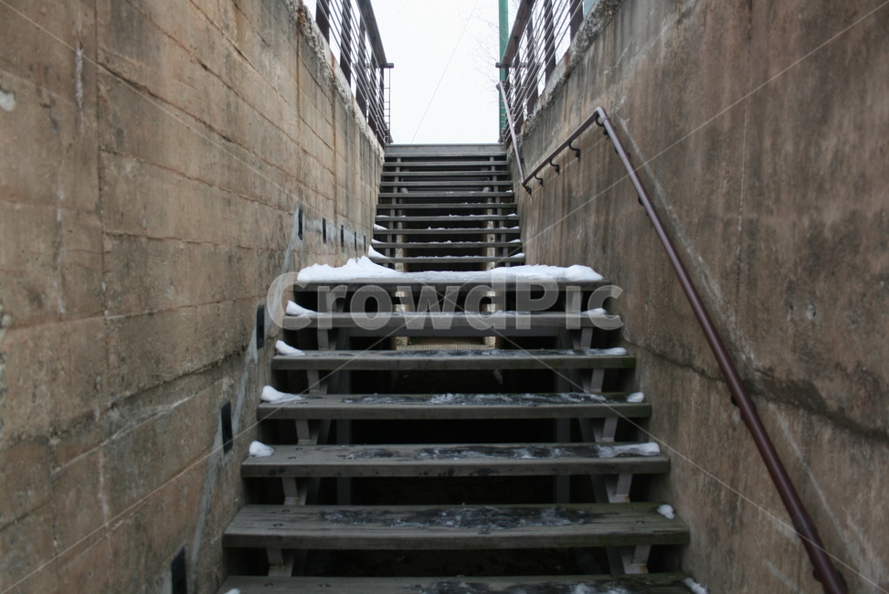 계단,시멘트,눈,오래된,낡은,겨울,계절,winter,season,골목길,alley,banister,난간,handrail,staircase