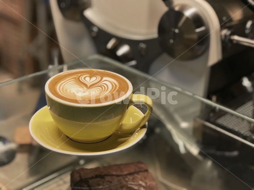 카페라떼,커피,라떼아트,튤립,커피아트,cafelatte,coffee,latteart,tulip,coffeeart,음료수,drink,beverage,커피,카페,coffee,cafe