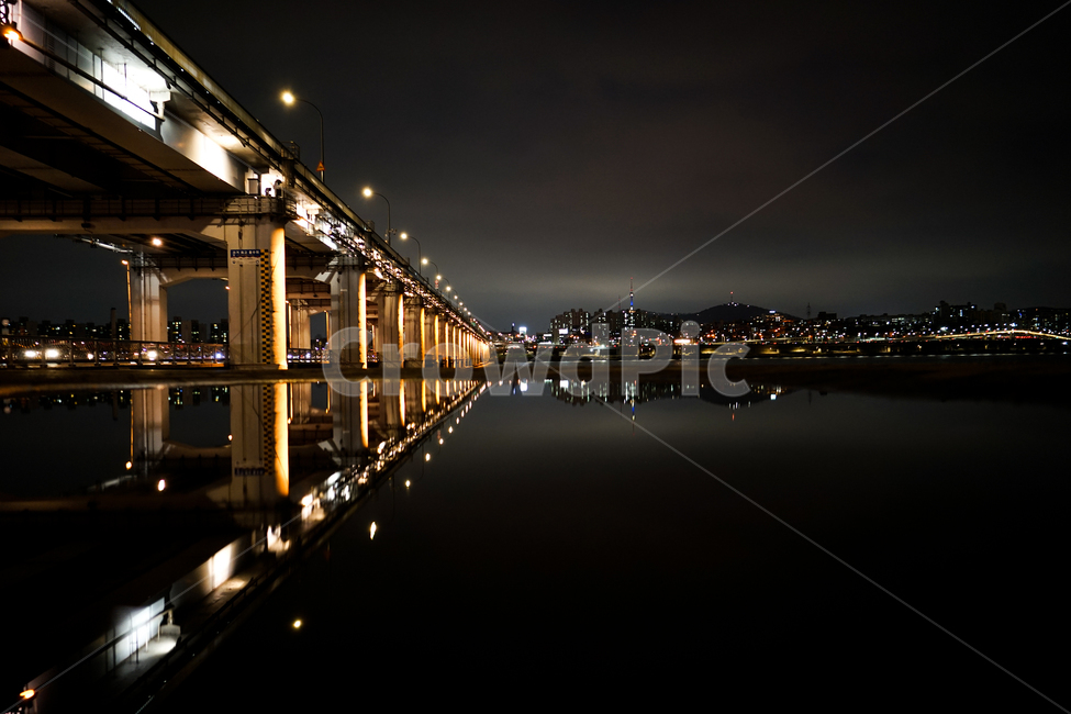 building,건물,한강다리,다리,반영,야경,야경,밤,풍경,nightscape,night,landscape,도시,city,한국도시풍경,한국도시경관,korea cityscape
