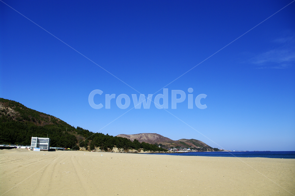 바다,해안,모래사장,풍경,하늘,자연,풍경,nature,landscape,해변,바다,beach,sea,outdoors,옥외,land,땅,shoreline,해안선,water,물,ocean,대양