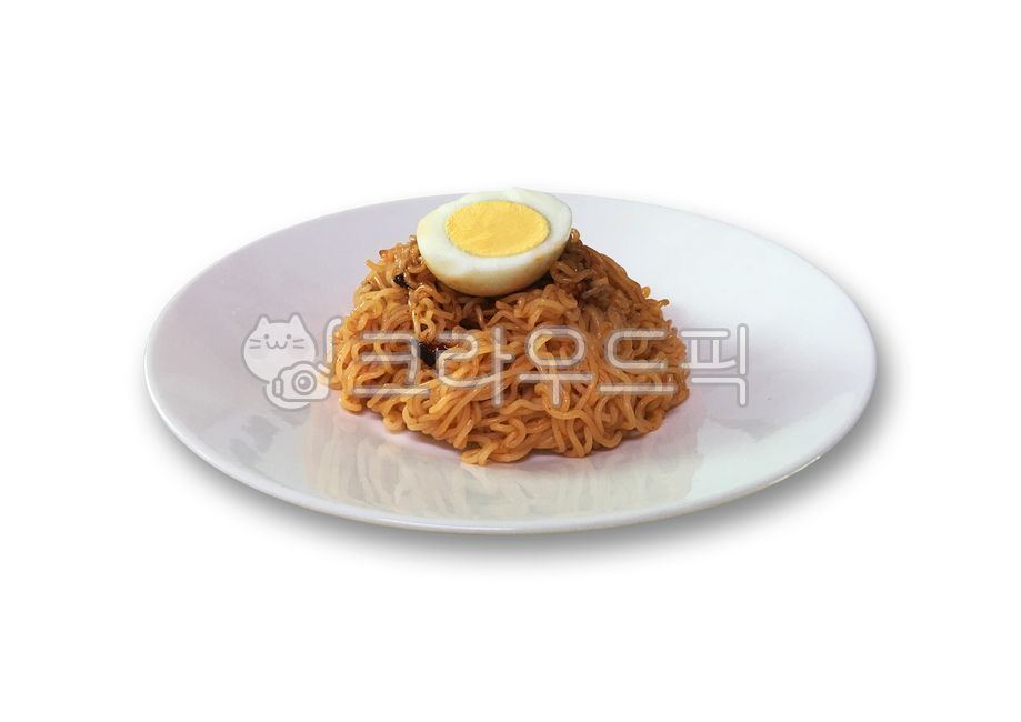 비빔면,라면,비빔국수,계란,달걀,완숙,그릇,접시,식사,food,bibimmyeon,noodles,egg,음식,누끼,음식누끼