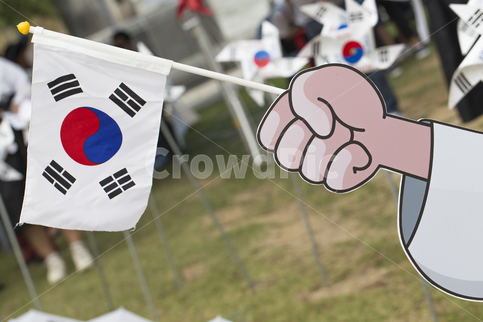 태극기,국기,대한민국,한국,태극,태극문양,깃발,손,애국