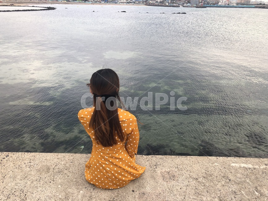 제주도,바다,여자,뒷모습,여성,해수욕장