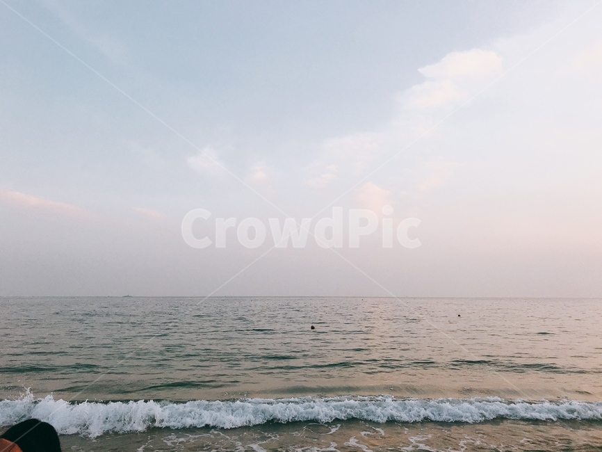 파도,바다,예쁜하늘,예쁜바다,살랑살랑파도,잔잔한파도