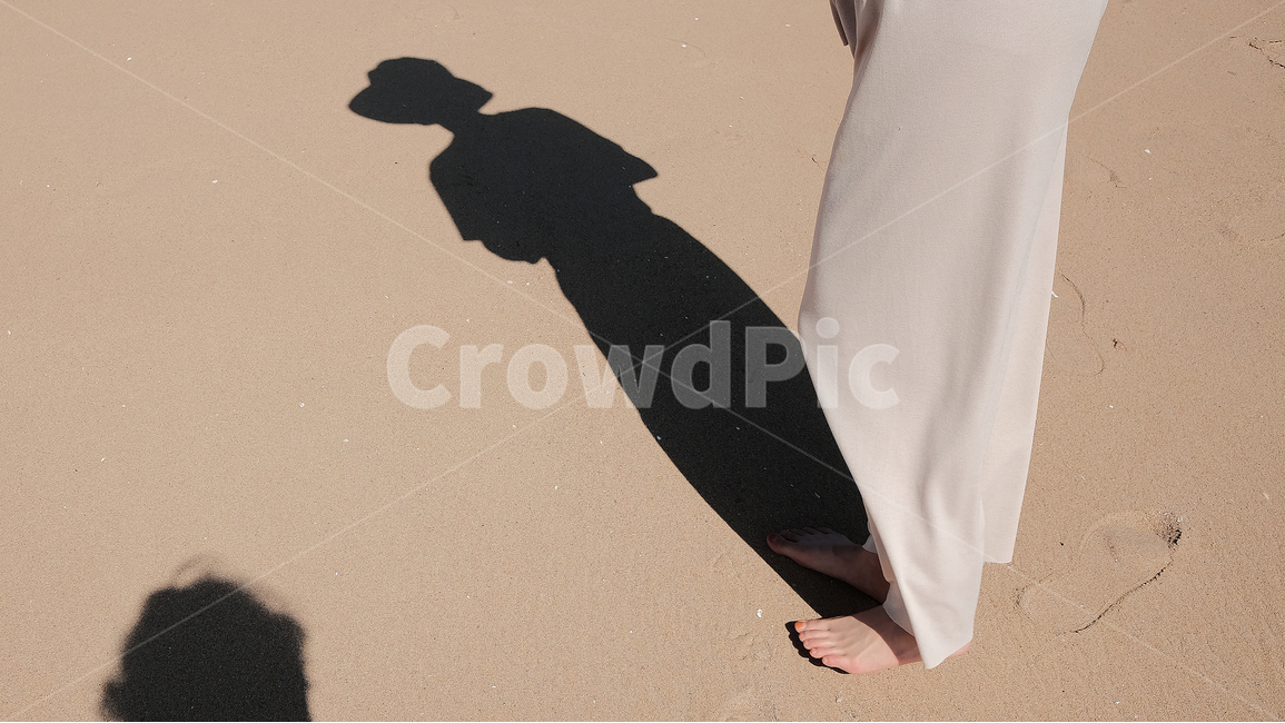 모래,해변,그림자,감성,자연,해변,바다,beach,sea,사람,인물,인간,human,person,신체일부,몸,body,여성,여자,woman,female,lady