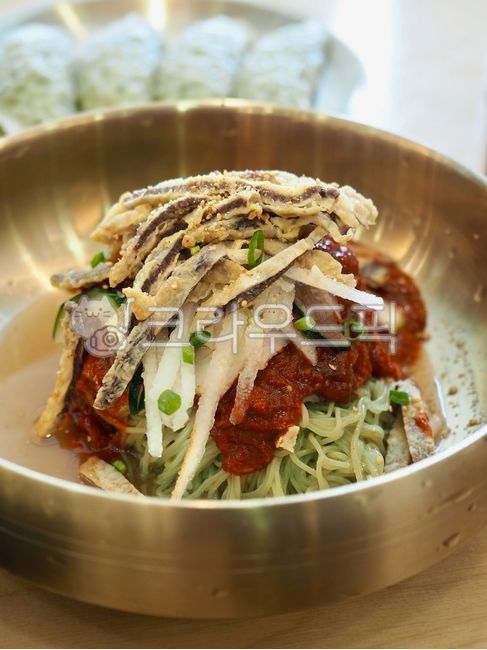 lunch,Spicy,Bibim Naengmyeon,noodle,cold food,Korean traditional food,vegetable,summer food,summer,Cold noodles,bibimnaengmyeon,Korean food,cooking,koreanfood,coldnoodles,noodles,coldfood,Korean,spicy,koreantraditionalfood,food,meal,summerfood