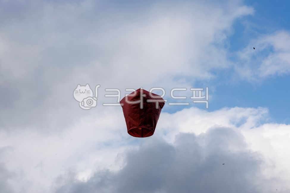 천등,풍등,소원등불,불꽃,하늘