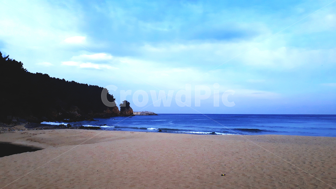 shoreline,해안선,바다,ocean,sea,water,물,outdoors,promontory,곶,대양,옥외,nature,land,coast,바닷가,하늘,자연,풍경,배경,해변,바다,beach,sea