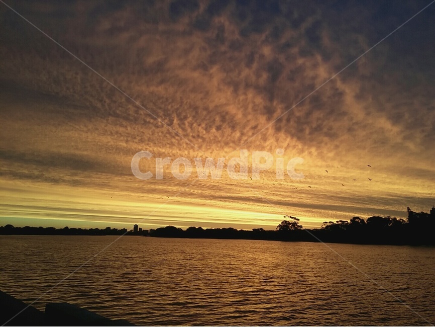 perth,austrailia,swanriver,sunset,퍼스,호주,스완강,노을,자연,풍경,nature,landscape,실루엣,그림자,silhouette,shadow,outdoors,옥외,sky,하늘,dusk,황혼,dawn,새벽,red sky,붉은 하늘,일몰