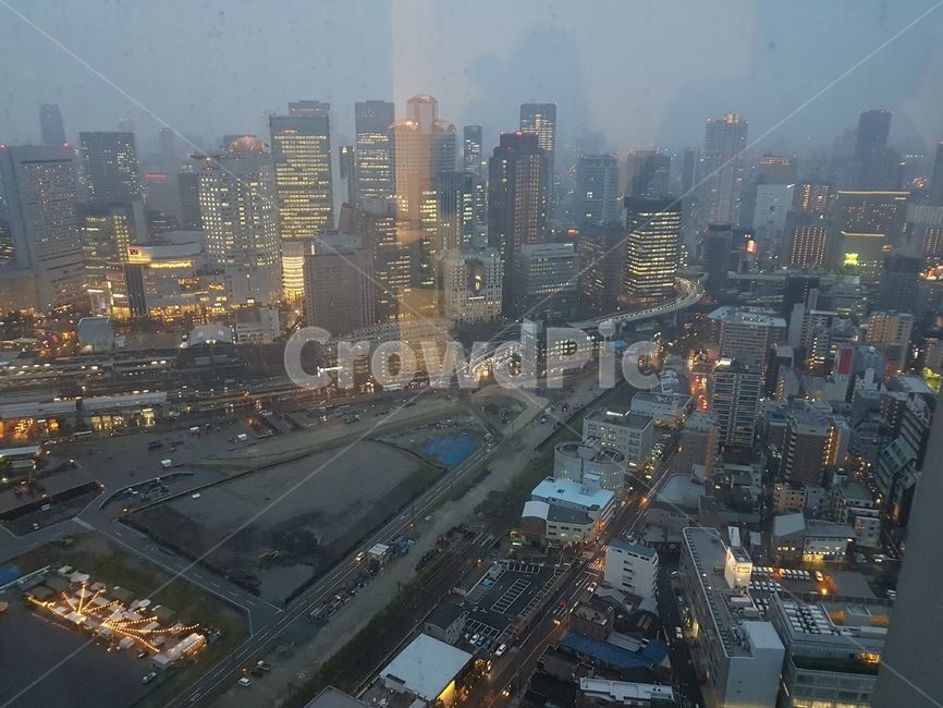 일본야경,오사카,네온사인,빌딩,흐린날씨,도시풍경