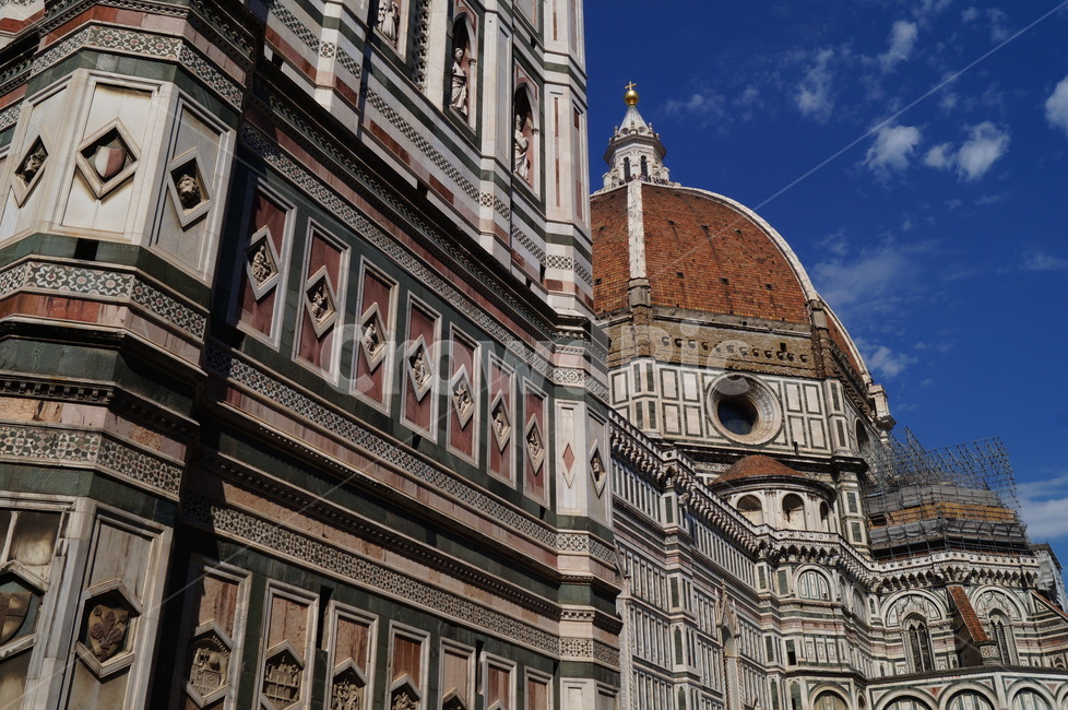 sky,Duomo,piece,Tourist destination,building