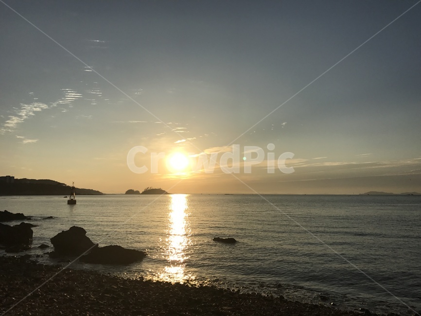 light,빛,flare,플레어,nature,자연,햇빛,sunlight,옥외,outdoors,하늘,일출,sky,바다,해변,바다,beach,sea