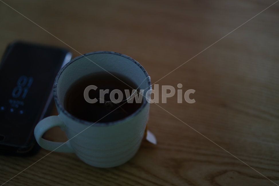 느낌,차,티타임,tea,cup,휴식,컵,유리,쉼,어둠,분위기,머그컵,일상,감성,음료수,drink,beverage