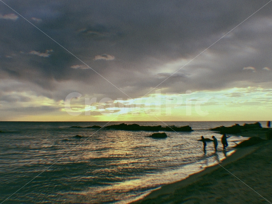 감성사진,이미지사진,바다,일출,하늘,감성,이미지,색감,풍경,자연,sunrise,landscape,해돋이,바닷가,정동진,구름,새벽,아침,자연풍경,동해,자연,풍경,nature,landscape,해변,바다,beach,sea,사람,인물,인간,human,person,인물실루엣,사람실루엣,character silhouette,human silhouette,water,물,ocean,대양,outdoors,옥외,shoreline,해안선