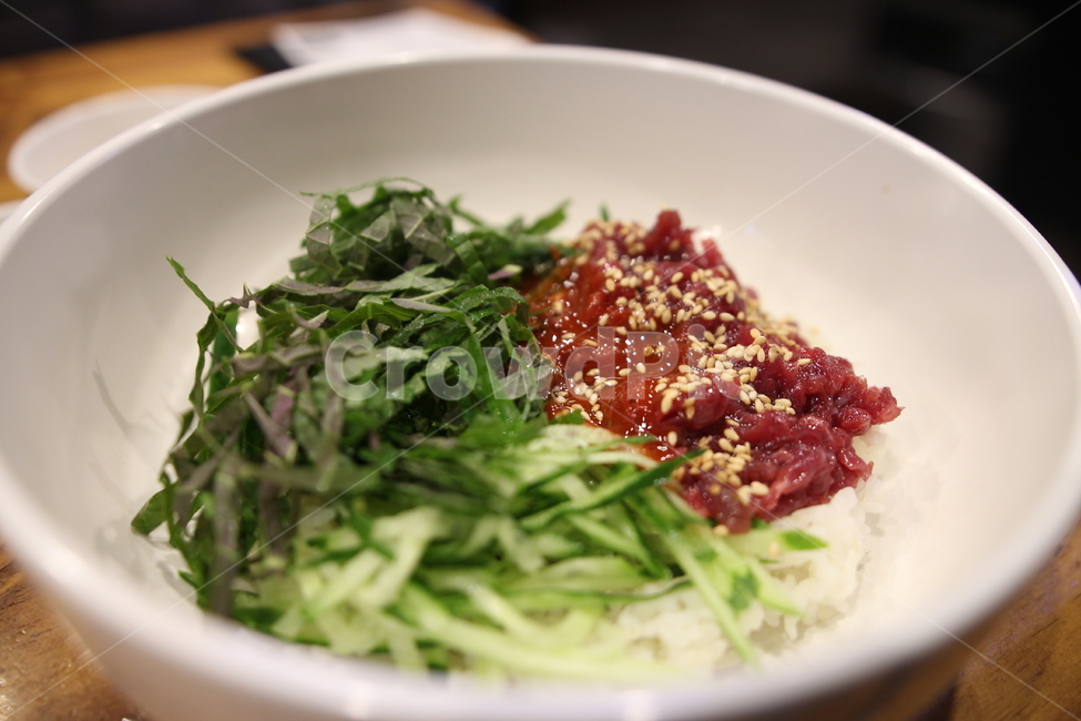 육회,육회비빔밥,시장,음식,광장시장,비빔밥,음식,식재료,요리,food,cook,meal,dishes,food reserves,한식,한국음식,한국요리,korean food,korean dishes,korean meal,korean cook