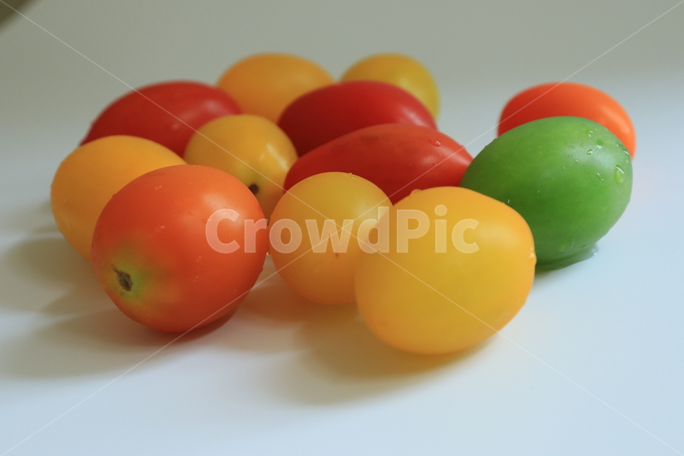 fruit,과일,토마토,tomato,방울토마토,열매,신선함,음식,food,야채,vegetables,노랑토마토,초록토마토,다이어트,dite,비타민,건강,미니,vitamin,작은토마토,과일,열매,fruit,채소,야채,vegetables