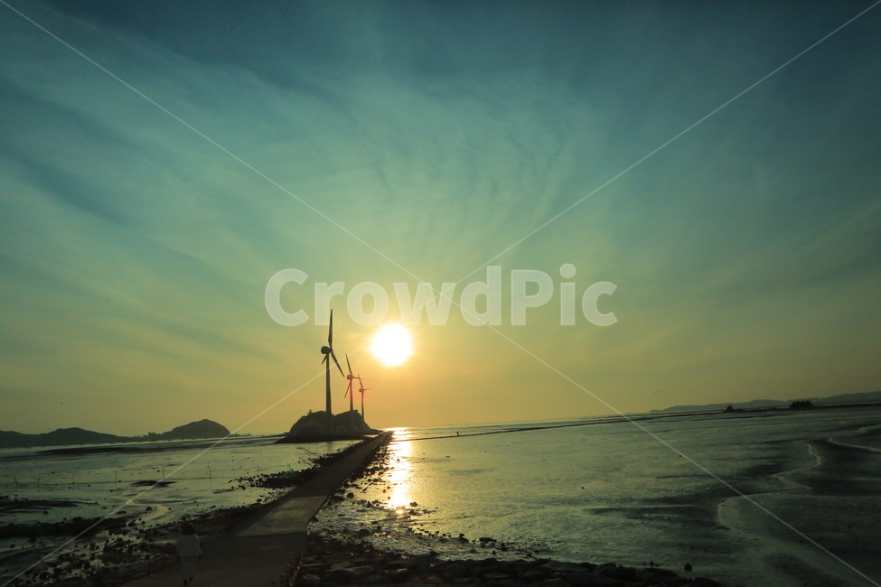 탄도항,풍력발전기,전기,전기전력,바람,자연,풍경,nature,landscape,산업,industry,industrial,에너지산업,energy industry,light,빛,flare,플레어,outdoors,옥외