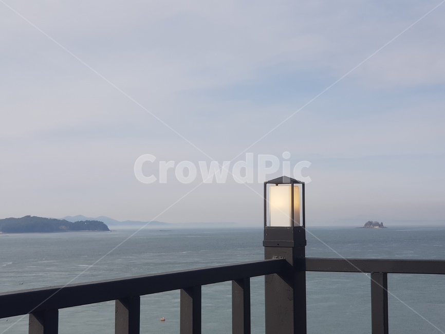 등대,바다,조명,흐린날,섬