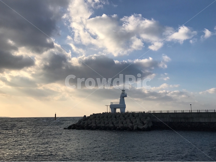 제주도,이호테우,이호테우해변,jeju,바다,제주도바다,등대,lighthouse,nature,자연,outdoors,옥외,land,땅,water,물,ocean,대양,sea,shoreline,해안선,coast,연안