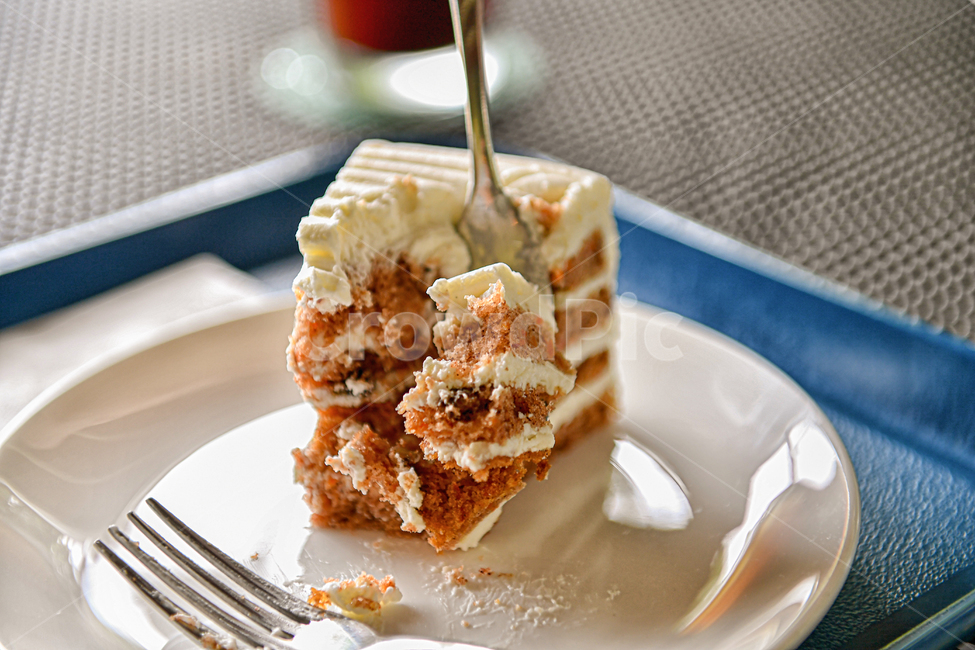 카페,여유,디저트,당근케이크,cake,carrotcake,sweet,달콤한,케이크,조각케이크,디저트,간식,후식,dessert,snack